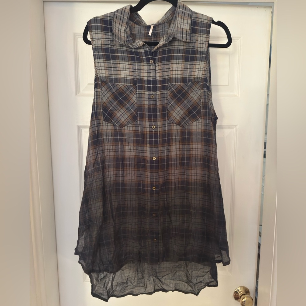 Free people M Plaid Sleeveless Button-Down Shirt ombré hi-lo hem